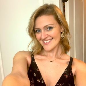 Meet your Posher, Marissa